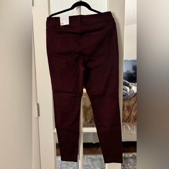 Lane Bryant High Rose Skinny Jean Burgundy size 14 - Picture 2 of 4